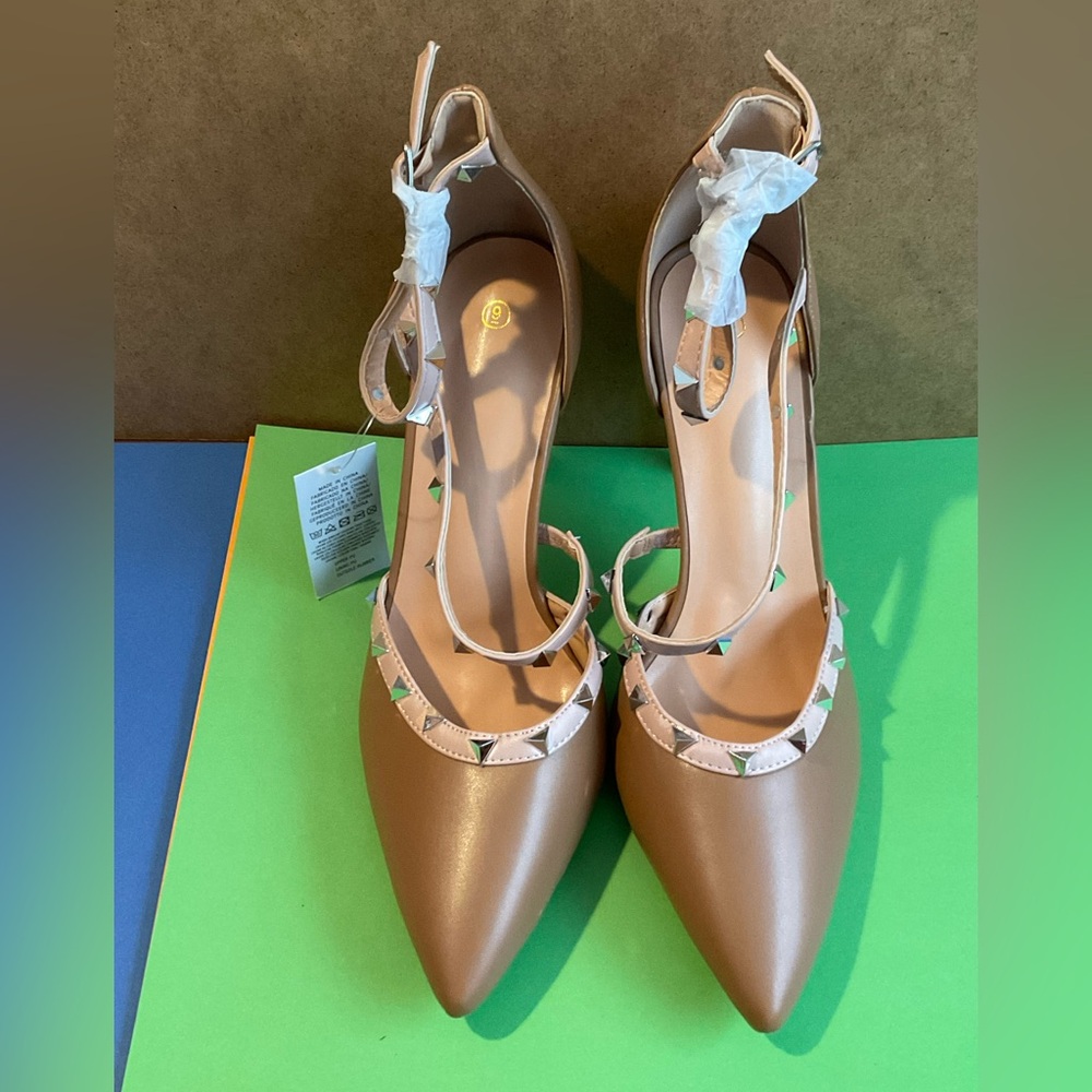Mysoft Pointed Toe Pumps Studded Ankle Straps High Heel 4” Stiletto - NWT
